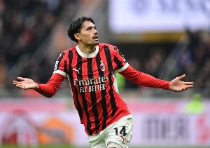 国际足联俱乐部世界杯-赖因德斯:米兰城现在是红黑色的 我亏欠皮奥利很多