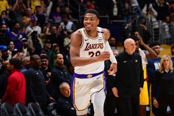 重要性可能被低估了，湖人会为锋线大将提供提前续约合同？