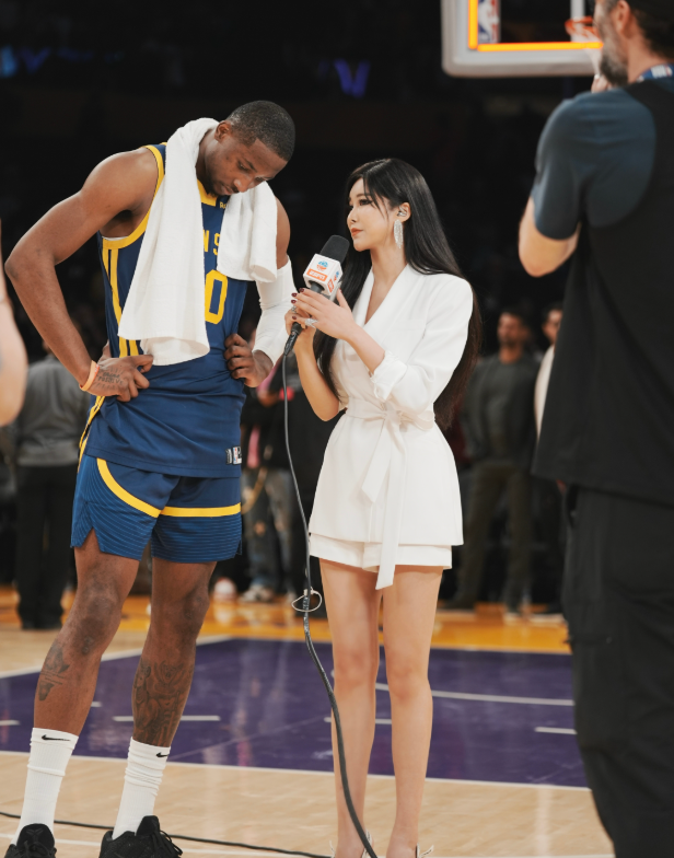 撕破脸!NBA豪门陷入僵局,新星公开表达不满,库里也帮不你