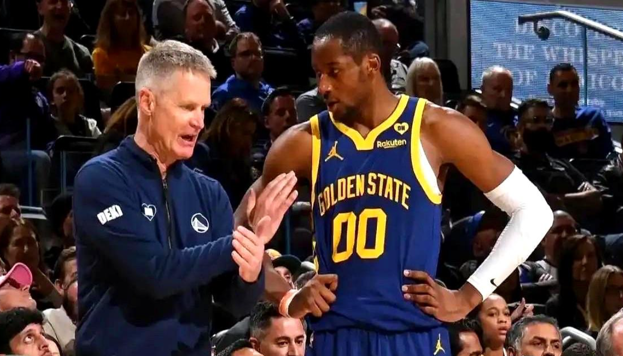 撕破脸!NBA豪门陷入僵局,新星公开表达不满,库里也帮不你